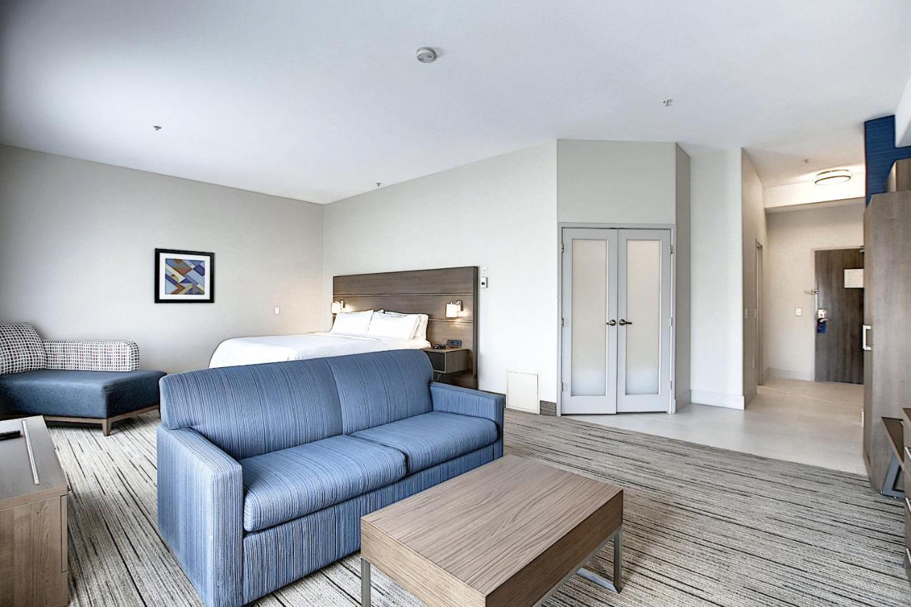 Holiday Inn Express Airport Calgary By Ihg Luaran gambar