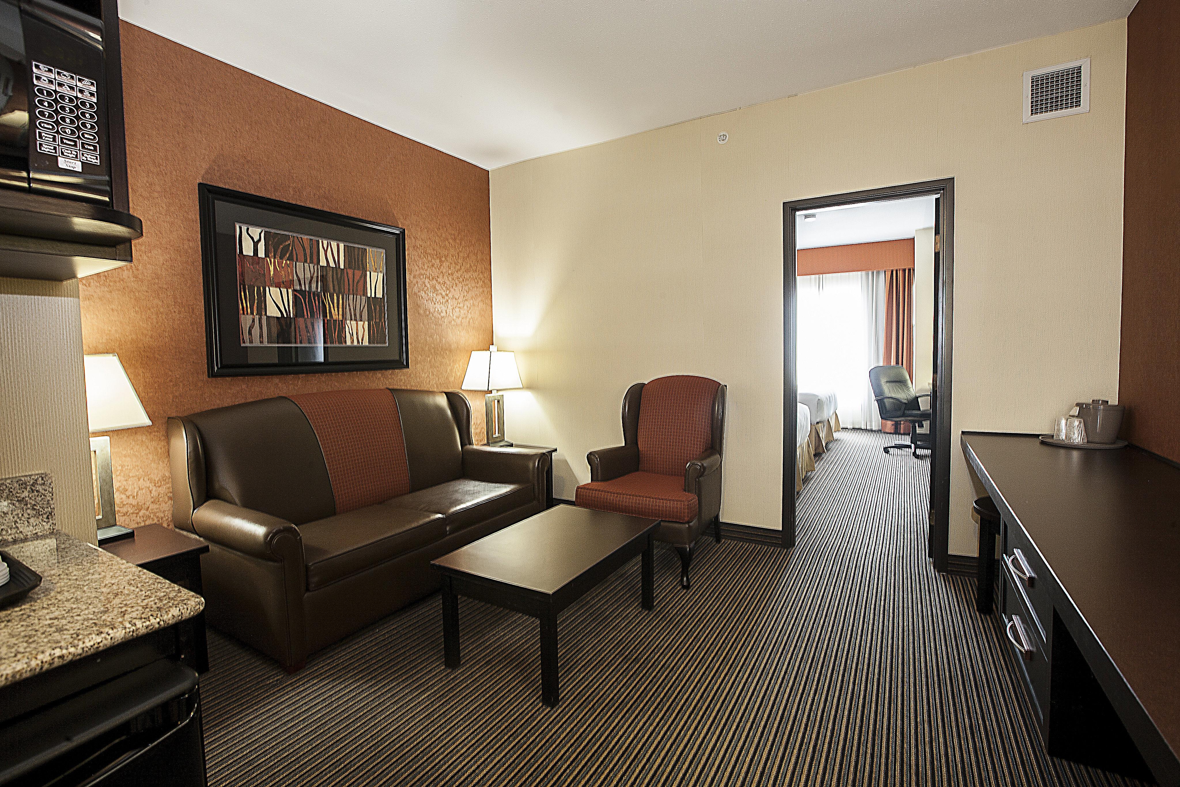 Holiday Inn Express Airport Calgary By Ihg Luaran gambar