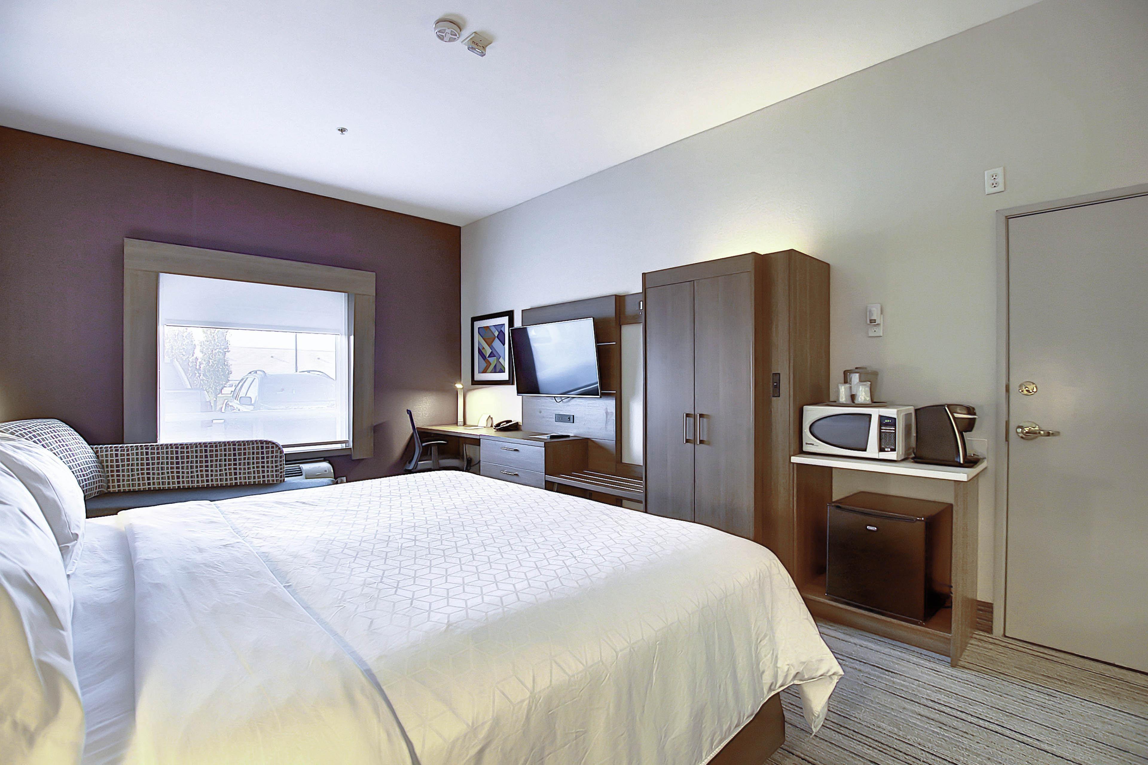 Holiday Inn Express Airport Calgary By Ihg Luaran gambar